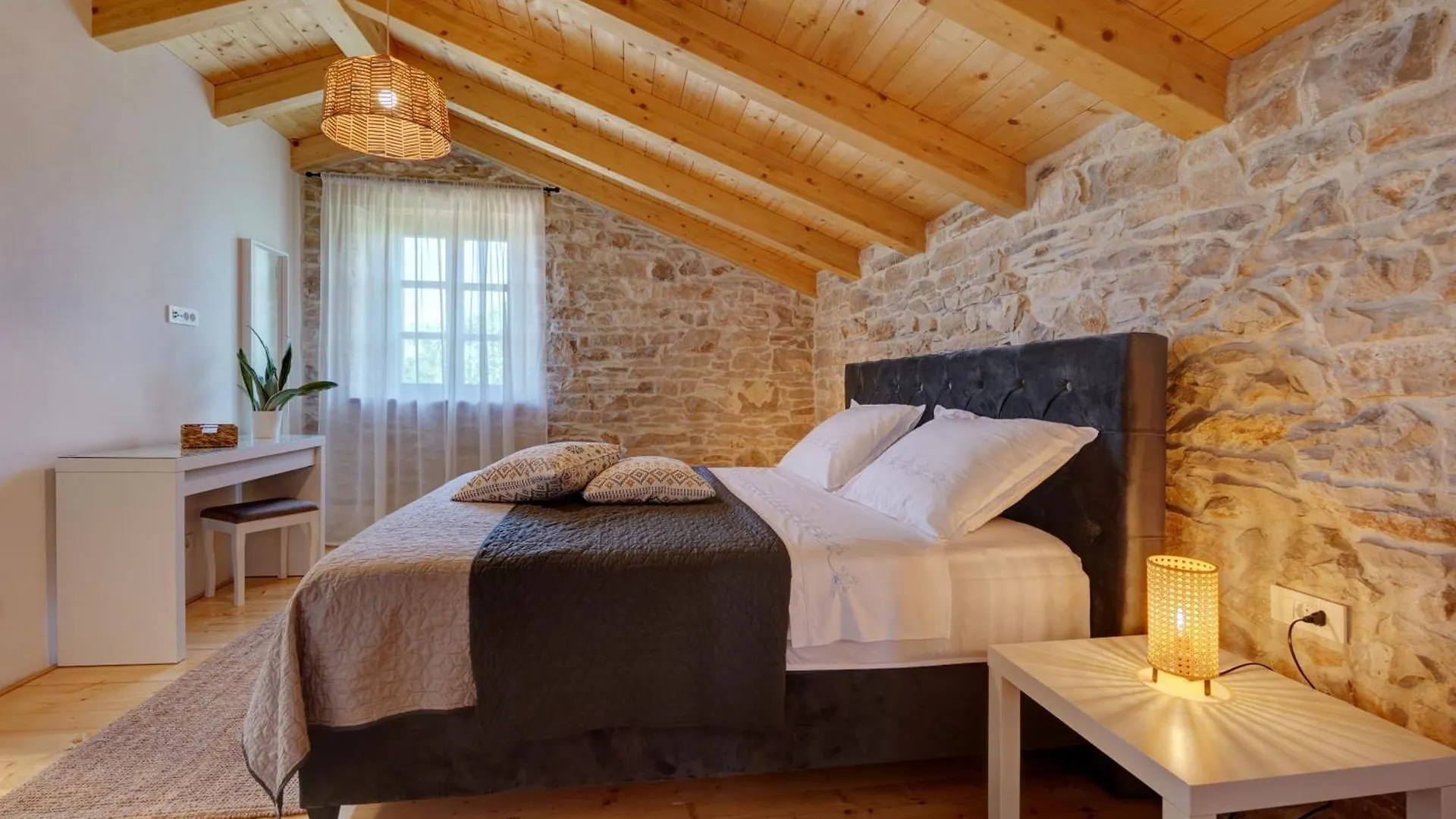 Casa Skitaconka Koromačno Villa